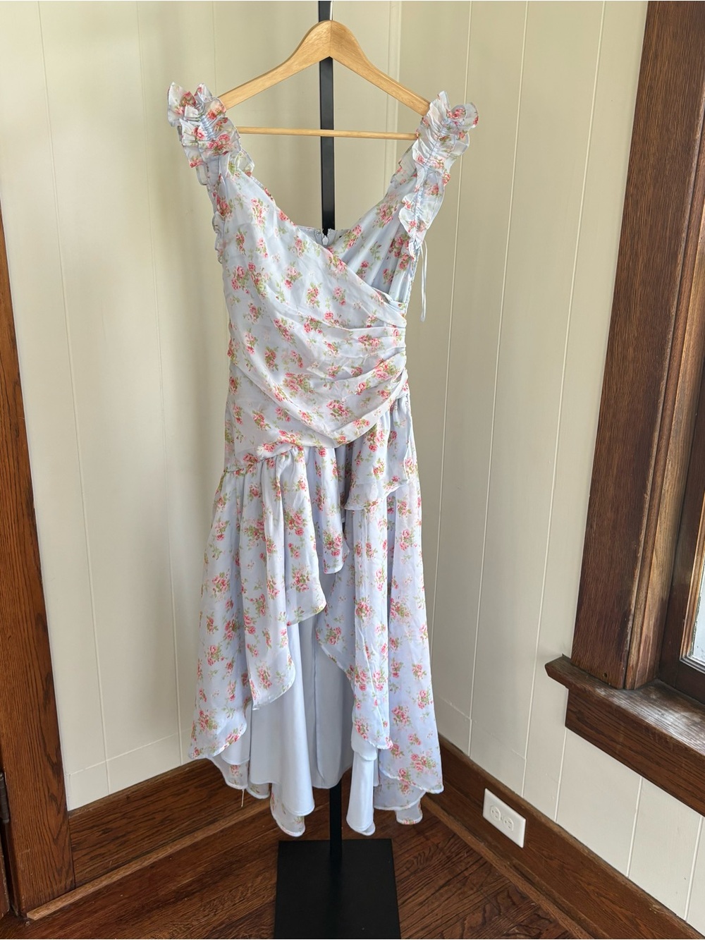 Abercrombie & Fitch NWOT Ruffle Strap High Low Maxi Dress Blue Floral Womens SP